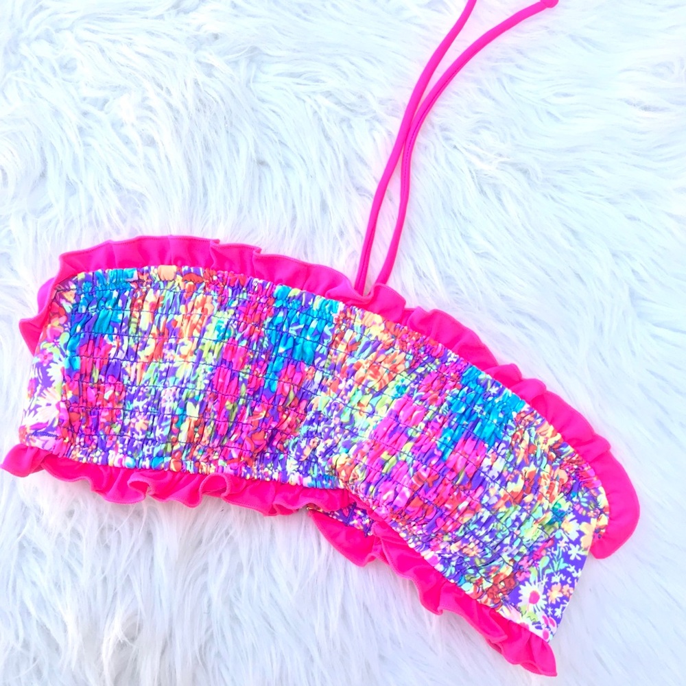 Victoria’s Secret strapless bikini top - Picture 1 of 3